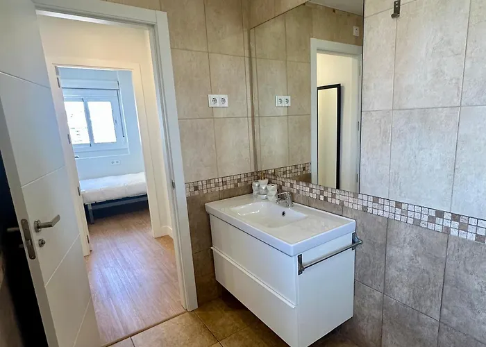 Con Terraza En Primera Linea De Playa De Fuengirola, Atardeceres De *