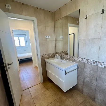 Con Terraza En Primera Linea De Playa De Fuengirola, Atardeceres De *